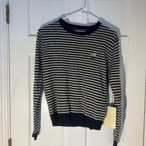 Trovata Sweater